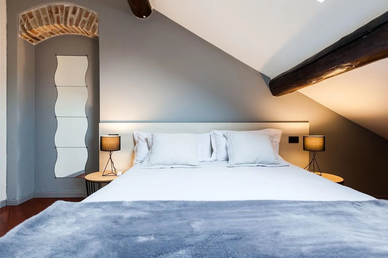 Lima Apartments Milan Italy