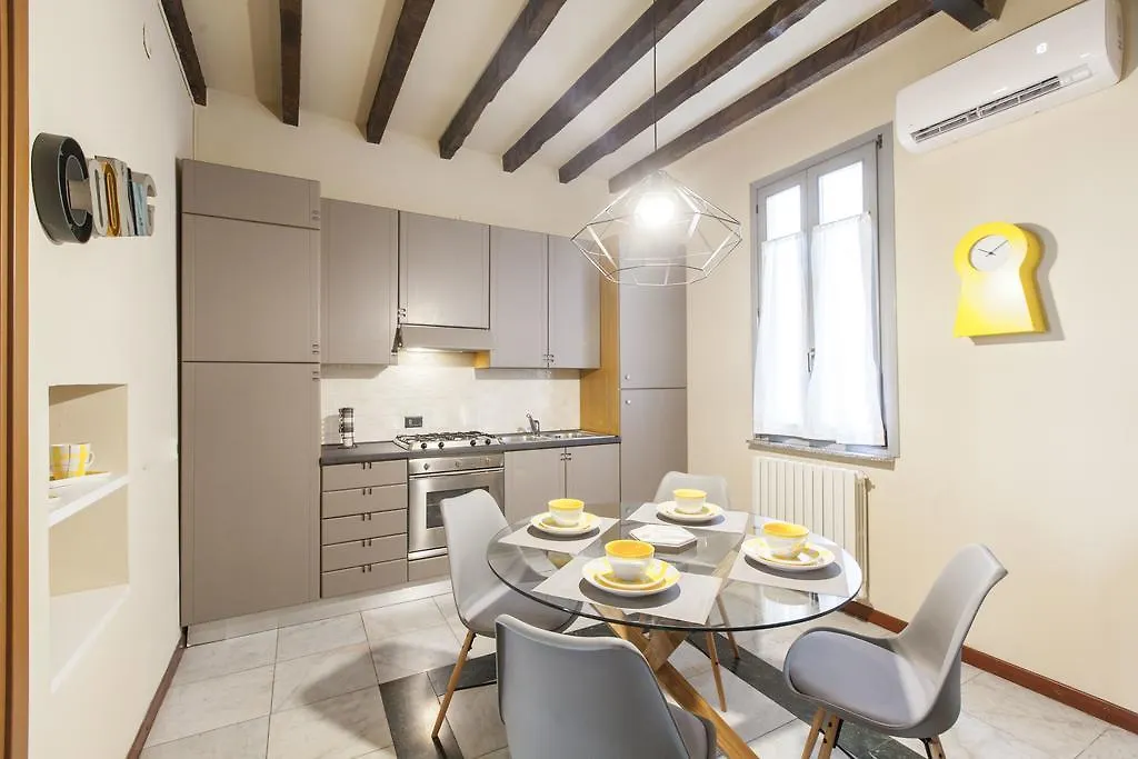 Lima Apartments Milan 0*,  Italy