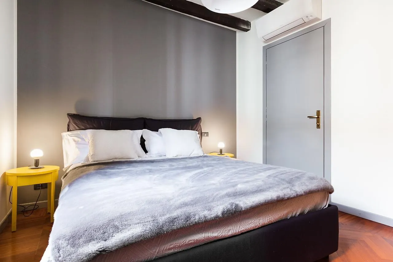 Lima Apartments Milan